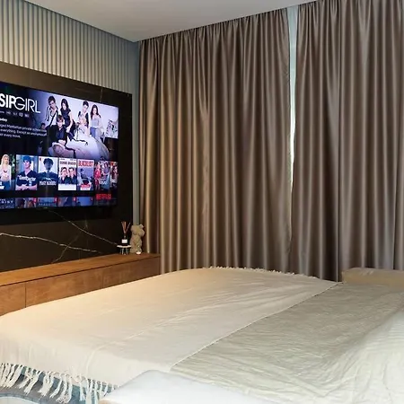 Apartament Royalux Kennedy Residences Belgrad