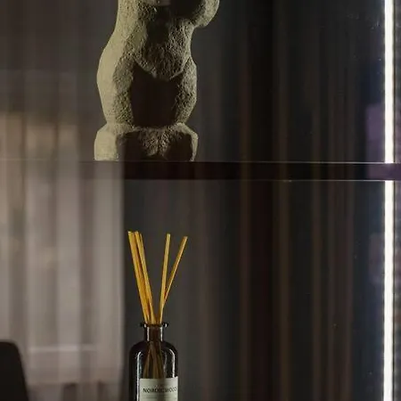 Royalux Kennedy Residences 아파트 *