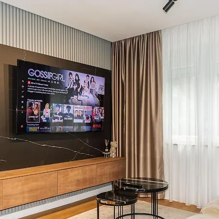 Royalux Kennedy Residences Apartament Belgrad