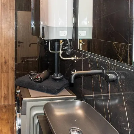 Royalux Kennedy Residences